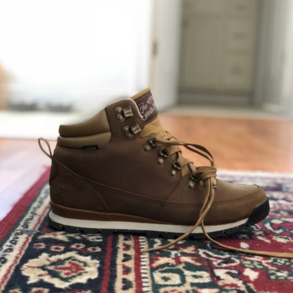 NORTH FACE: Back to Berkeley boots size 9